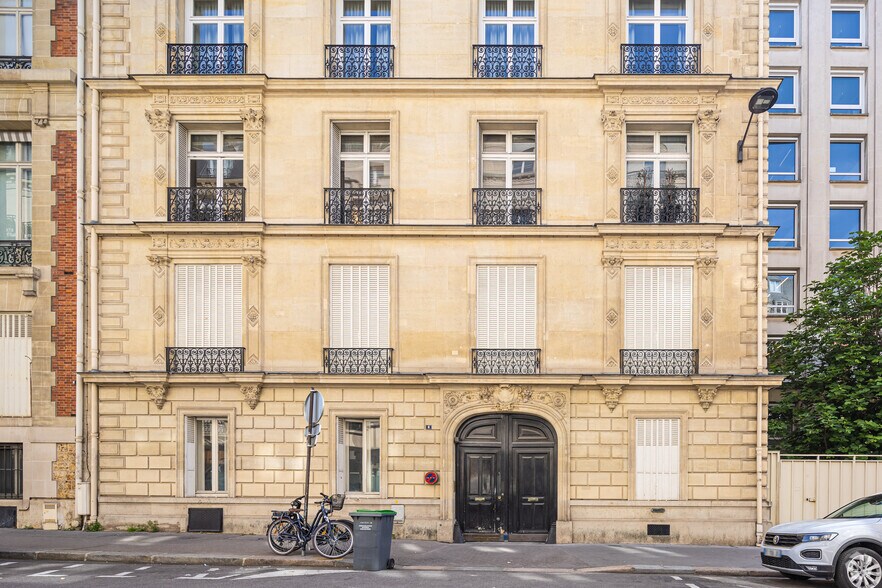 4 Rue Bayard, Paris for lease - Building Photo - Image 2 of 4