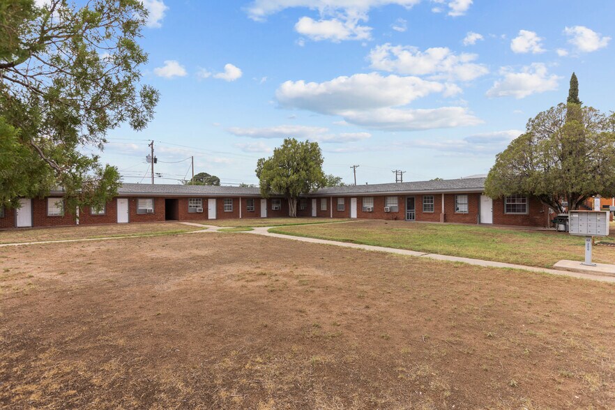 1001 W 19th St, Odessa, TX à vendre - Photo du bâtiment - Image 2 de 14