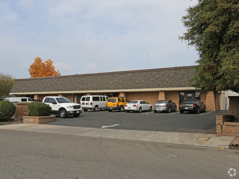 5645 Westover Ave, Fresno, CA for sale - Building Photo - Image 2 of 2