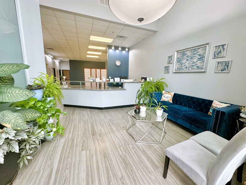 1047 Glenbrook Way, Hendersonville, TN à louer - Hall d’entrée - Image 3 de 11