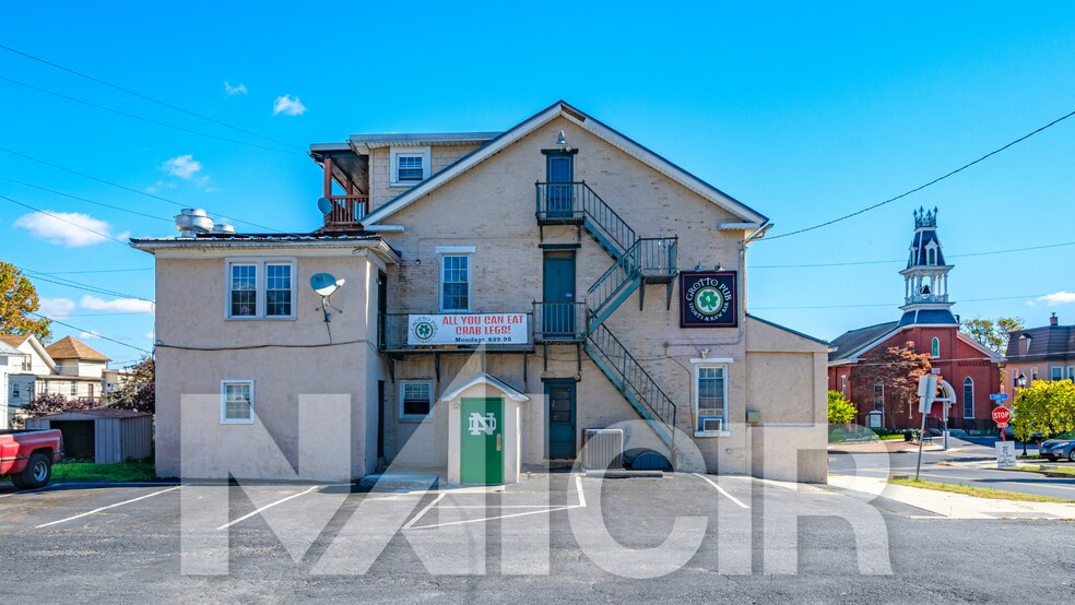 104 Market St, Enola, PA à louer - Photo du bâtiment - Image 3 de 8