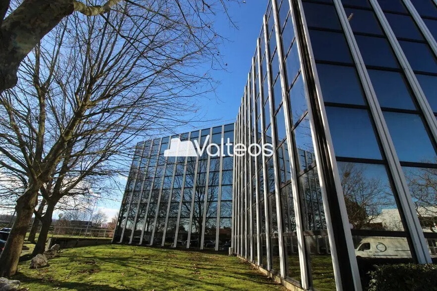 232 Rue De La Découverte, Labège à louer - Photo du bâtiment - Image 2 de 6