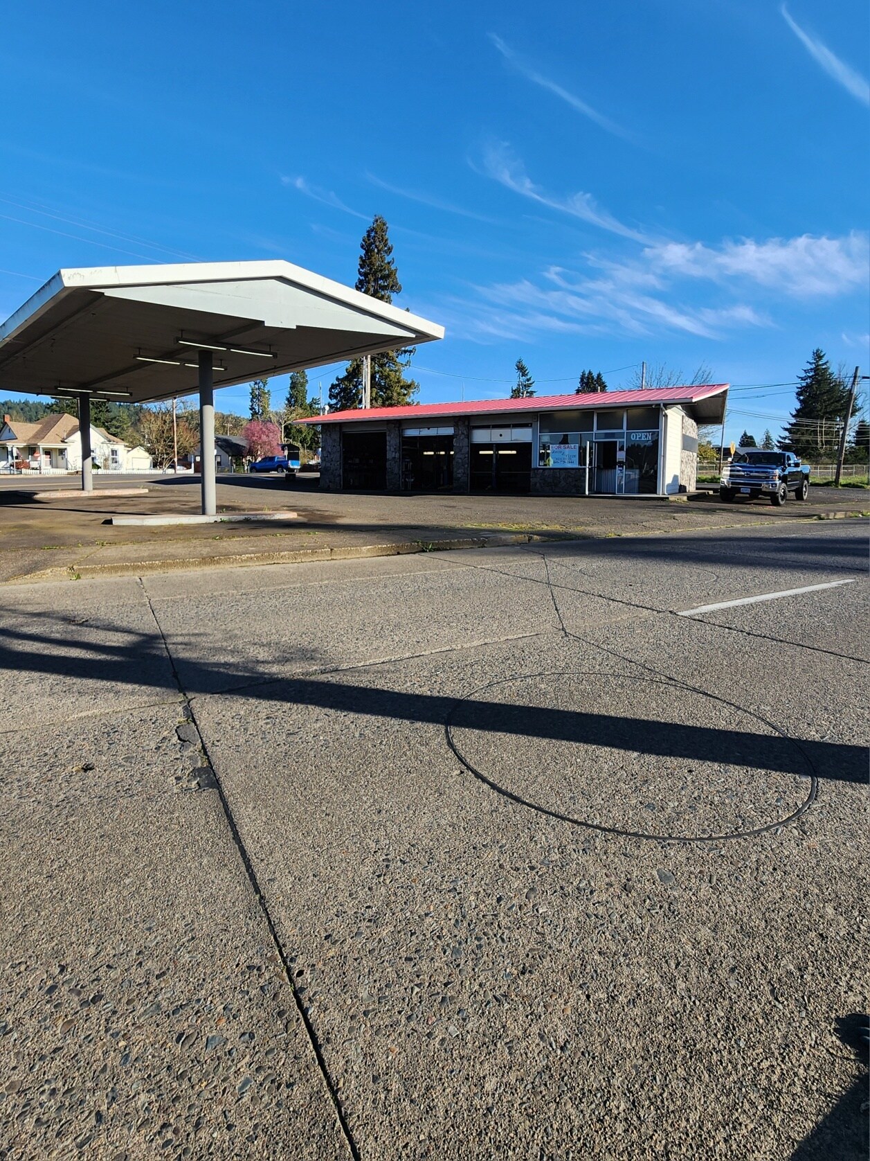 518 S Pacific Hwy, Cottage Grove, OR for sale Primary Photo- Image 1 of 6