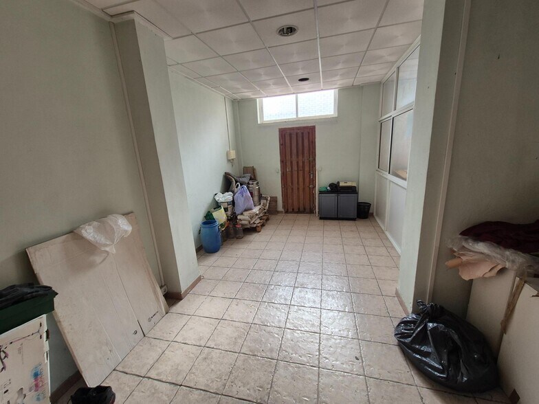 Commerce de détail dans Petrer à vendre - Photo du bâtiment - Image 1 de 13