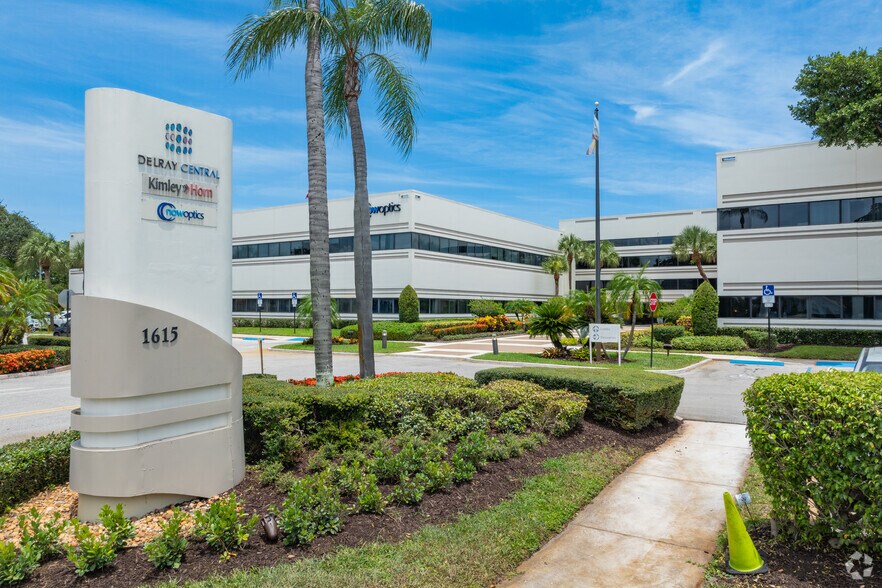1615 S Congress Ave, Delray Beach, FL à louer - Photo du bâtiment - Image 1 de 8
