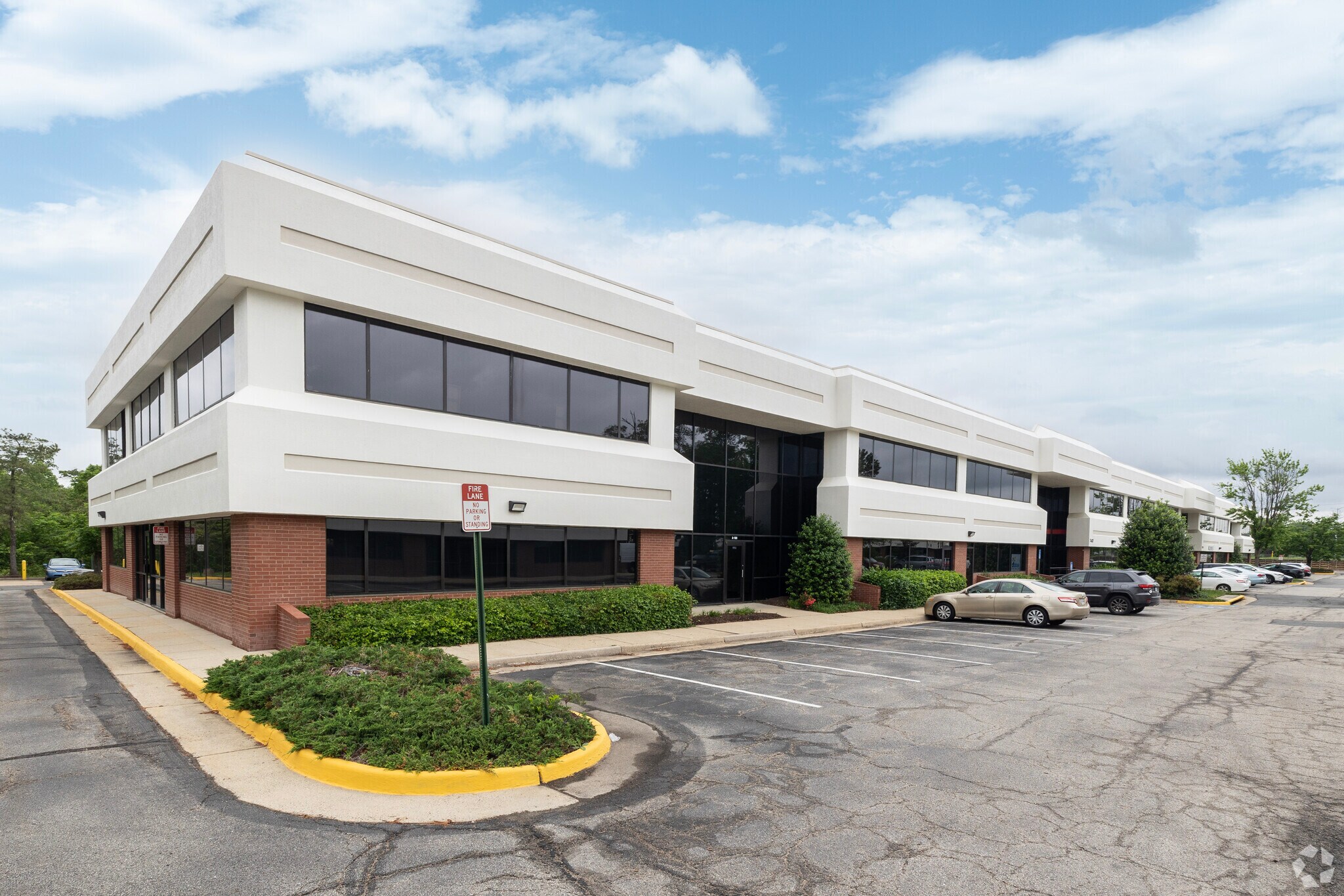 7426-7432 Alban Station Blvd, Springfield, VA à louer Photo du bâtiment- Image 1 de 10