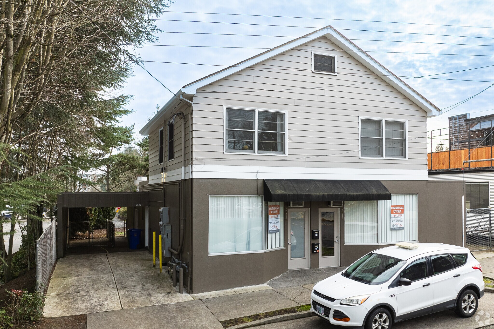 2816 NE Halsey St, Portland, OR à vendre Photo du bâtiment- Image 1 de 22