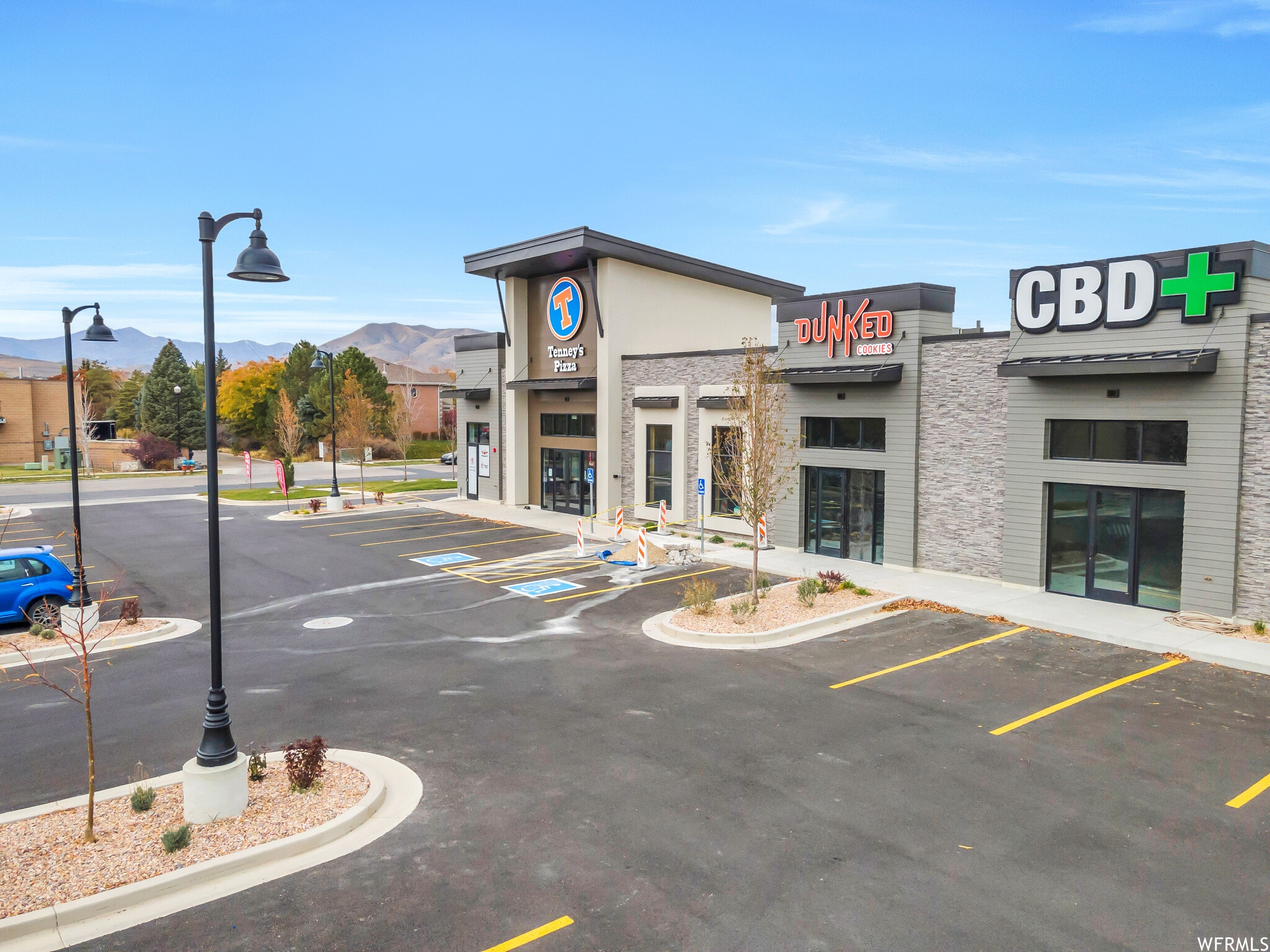 1453 N Summer Village Rd, Saratoga Springs, UT for lease Interior Photo- Image 1 of 3