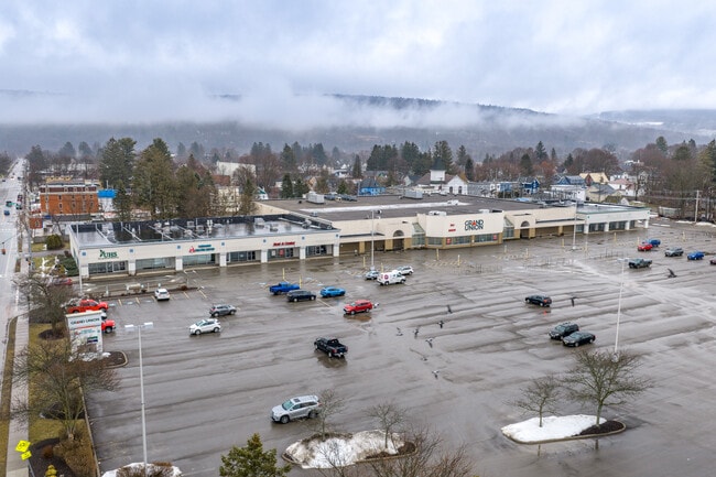 More details for 54 E Main St, Norwich, NY - Retail for Auction