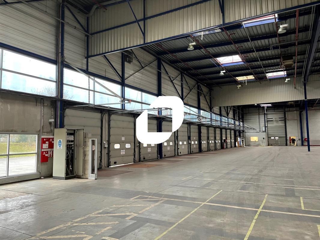 Industrial in Roissy-en-France for lease Interior Photo- Image 1 of 6