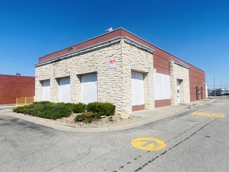 Plus de détails pour 1050 N Broadway St, Wichita, KS - Vente au détail à vendre