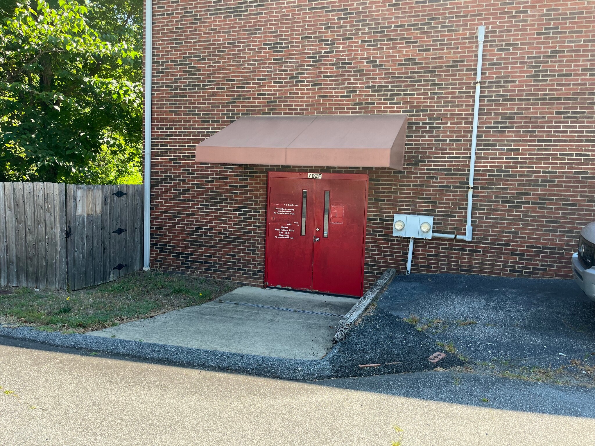 702 W Main St, Jamestown, NC for lease Building Photo- Image 1 of 5