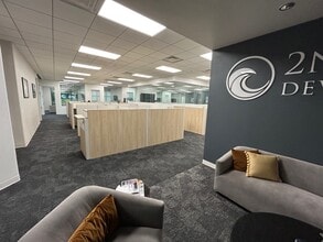 180 Fountain Pky, Saint Petersburg, FL à louer Photo intérieure- Image 2 de 16