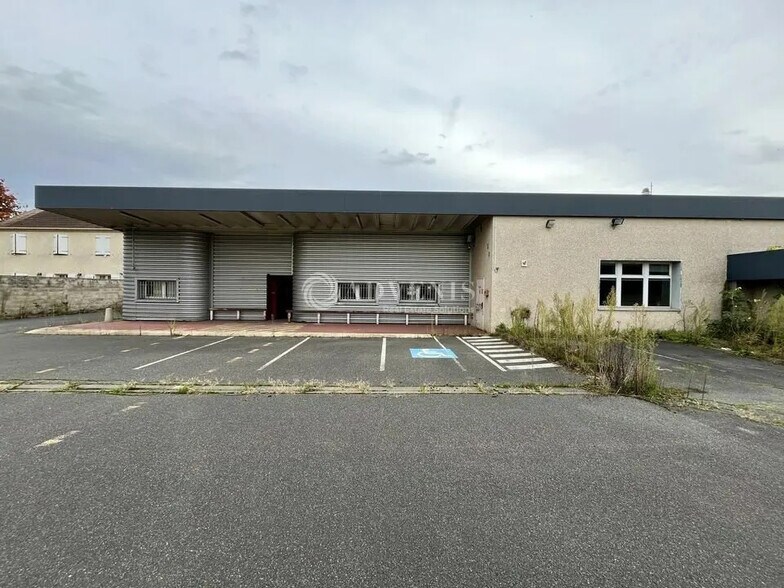 Flex in Conflans-Sainte-Honorine for lease - Building Photo - Image 3 of 3