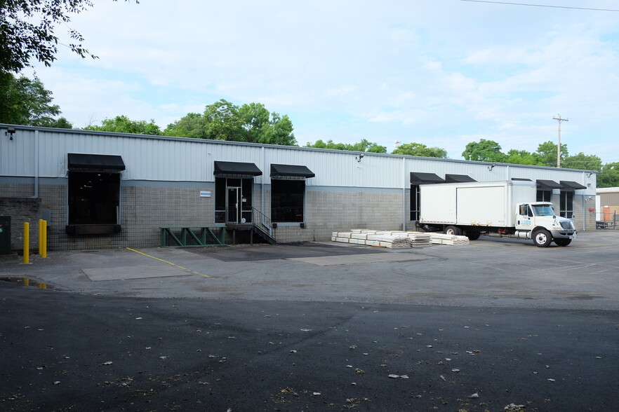 201 Whitsett Rd, Nashville, TN for lease - Building Photo - Image 3 of 24