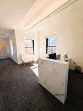 143-145 Newbury St, Boston, MA for lease Interior Photo- Image 1 of 16