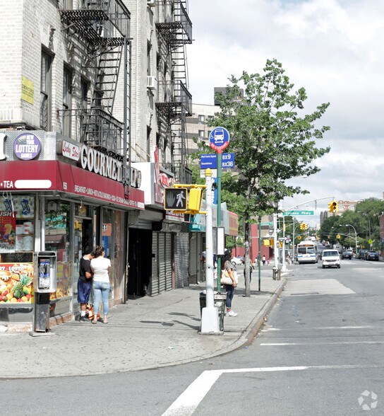 876 E 180th, Bronx, NY à vendre - Photo du bâtiment - Image 2 de 8