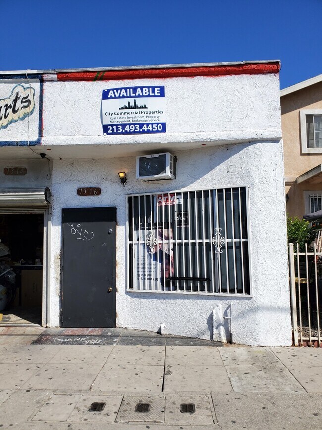 Plus de détails pour 7312-7316 S San Pedro St, Los Angeles, CA - Commerce de détail à louer