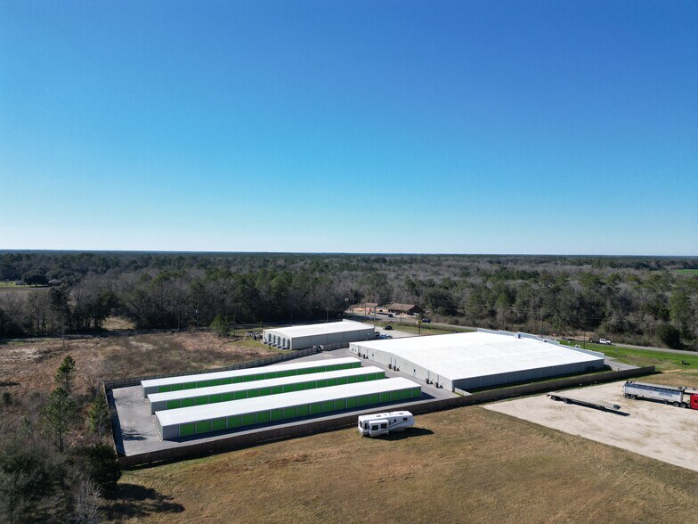 Generations Self-Storage: 5-Property portefeuille de 5 propriétés à vendre sur LoopNet.ca - Photo du bâtiment - Image 3 de 14