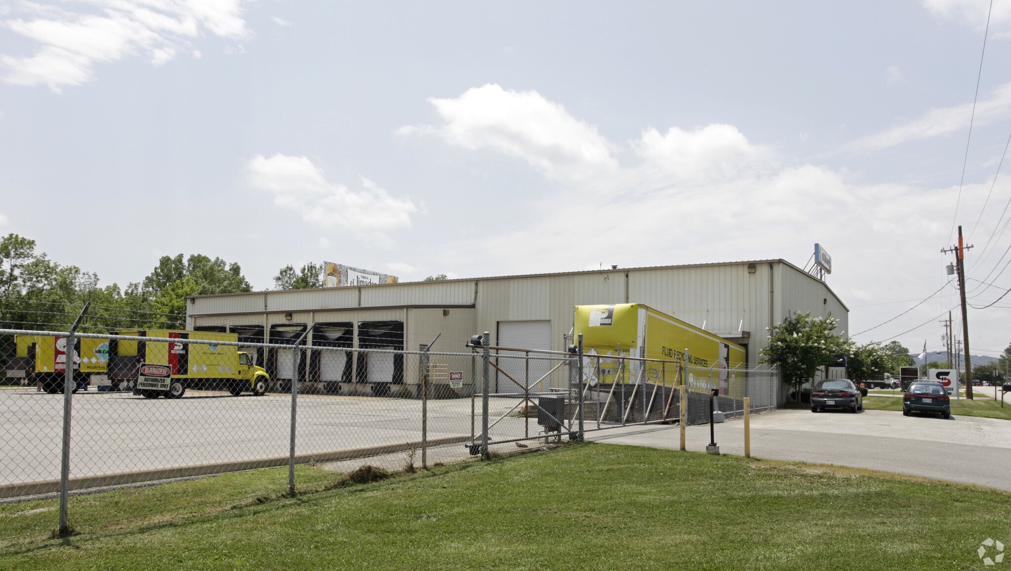 4130 S Creek Rd, Chattanooga, TN à louer Photo principale- Image 1 de 5