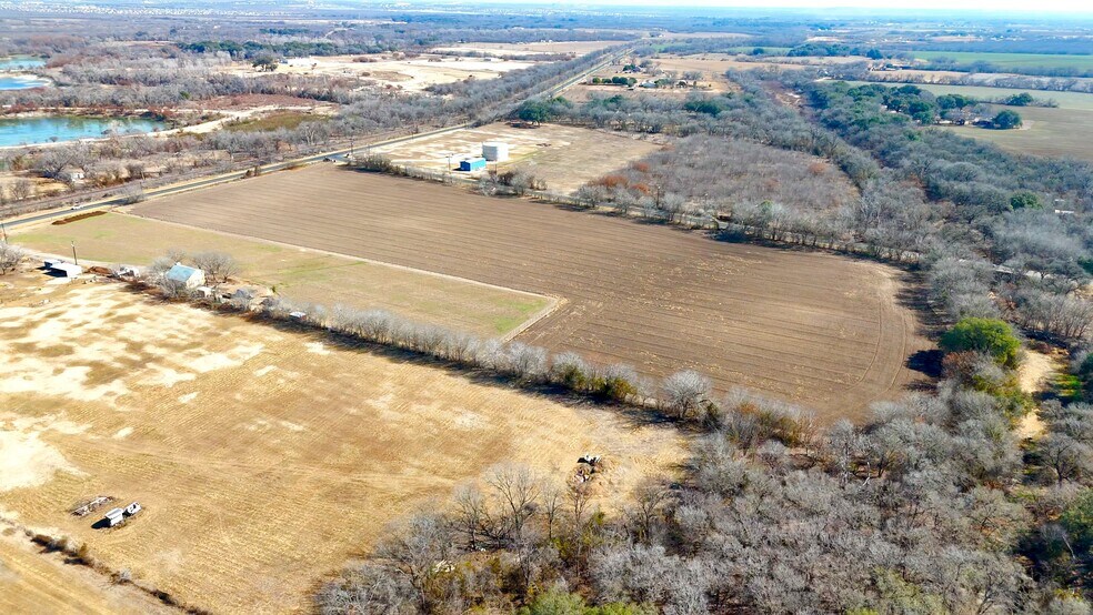 13310 Macdona Lacoste Rd, Atascosa, TX for sale - Commercial Listing Video - Image 2 of 16