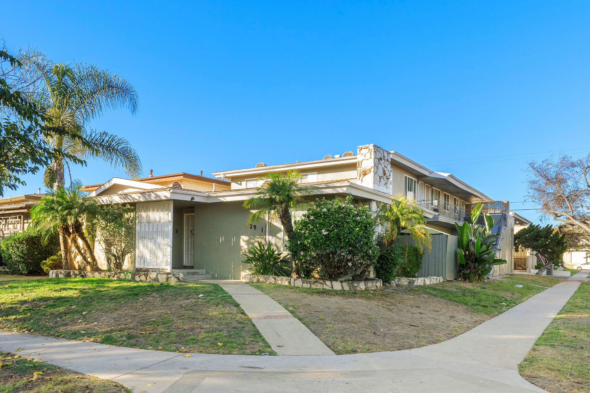 2901 W Rosecrans Ave, Gardena, CA à vendre Photo du bâtiment- Image 1 de 30