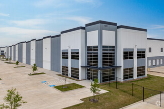 More details for 1001 E Wintergreen Rd, DeSoto, TX - Industrial for Lease