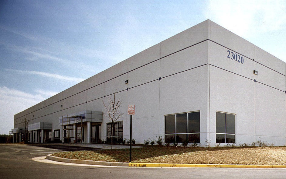 23020 Eaglewood Ct, Dulles, VA for lease - Building Photo - Image 2 of 4