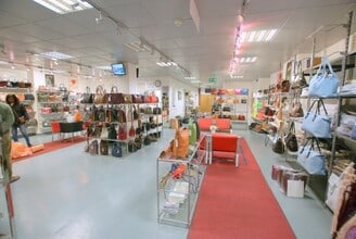 71-73 Hackney Rd, London for lease Interior Photo- Image 2 of 3