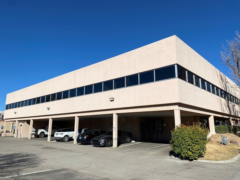 10409 Montgomery Blvd NE, Albuquerque, NM à louer - Photo du bâtiment - Image 2 de 10