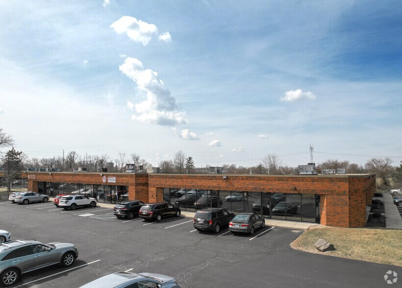 8770 Commerce Park Pl, Indianapolis, IN à louer - Photo du bâtiment - Image 3 de 3
