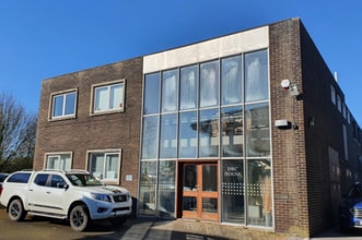 Grimsby Rd, Grimsby for lease Building Photo- Image 1 of 1