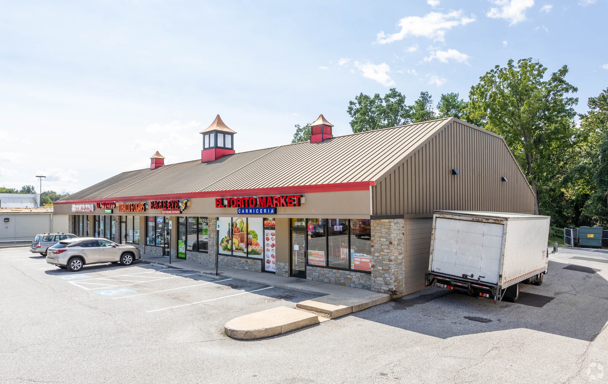 11718 Reisterstown Rd, Reisterstown, MD for lease Primary Photo- Image 1 of 18