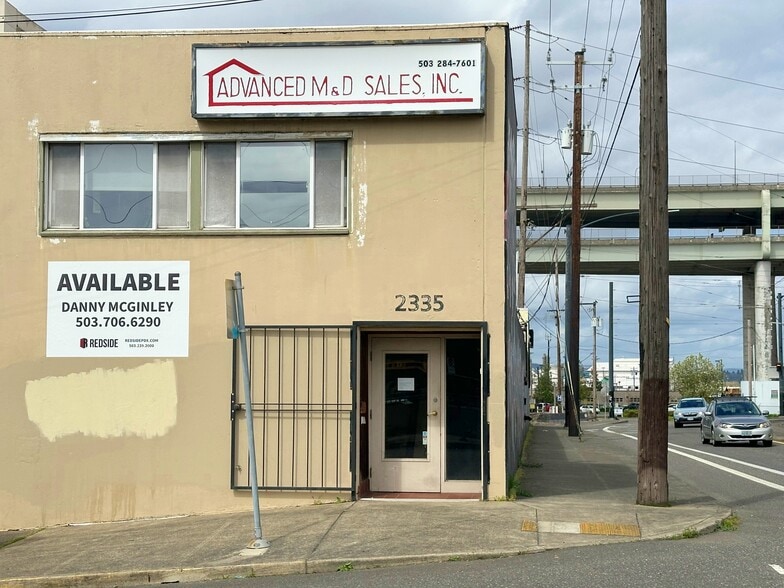 2335 N Clark Ave, Portland, OR à louer - Photo du bâtiment - Image 3 de 8