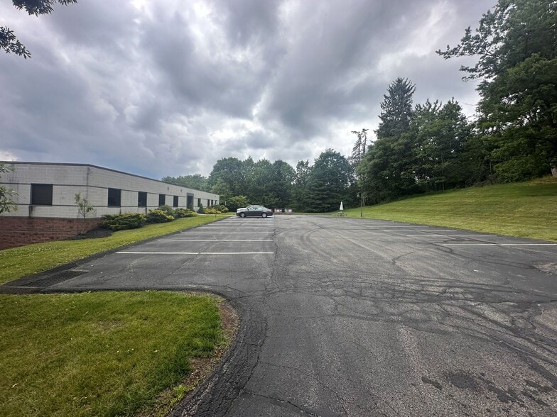 4378 Craighead Rd, Allison Park, PA for lease - Building Photo - Image 3 of 41