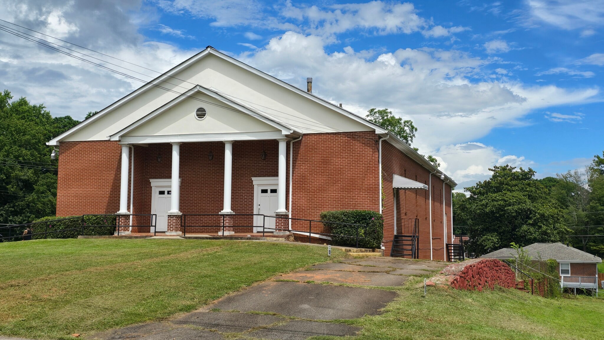 3300 Old Jonesboro Rd, Hapeville, GA for sale Primary Photo- Image 1 of 10