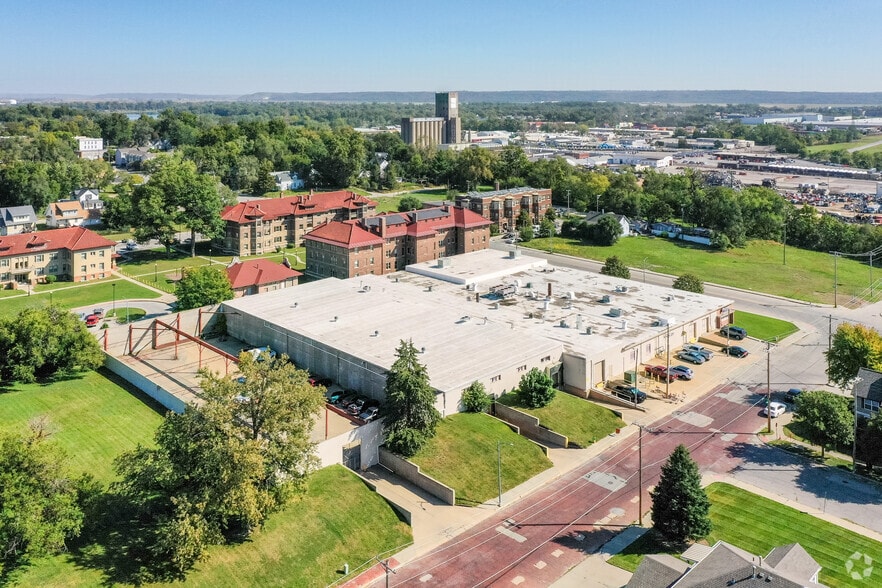 2002 N 16th St, Omaha, NE for sale - Building Photo - Image 2 of 10