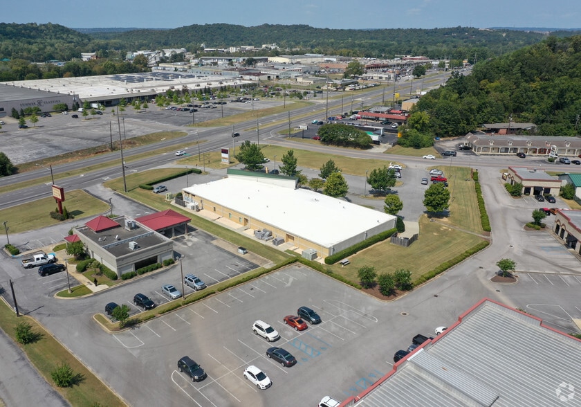 3143 Pelham Pky, Pelham, AL for lease - Building Photo - Image 2 of 3