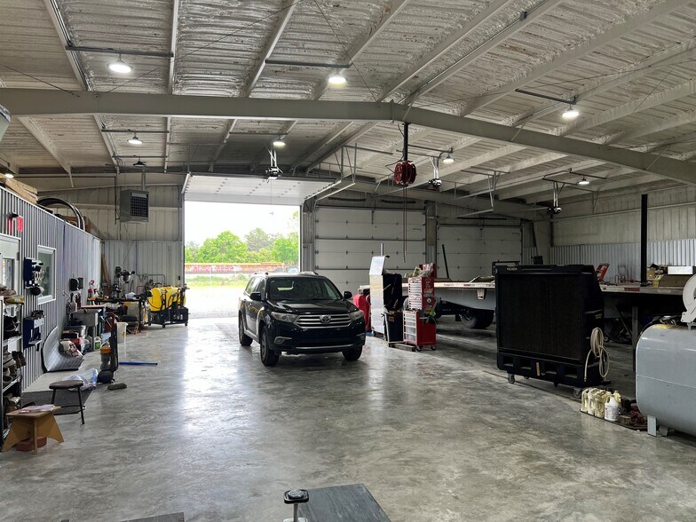 4360 State Highway 77, Marion, AR à vendre - Photo intérieure - Image 2 de 5