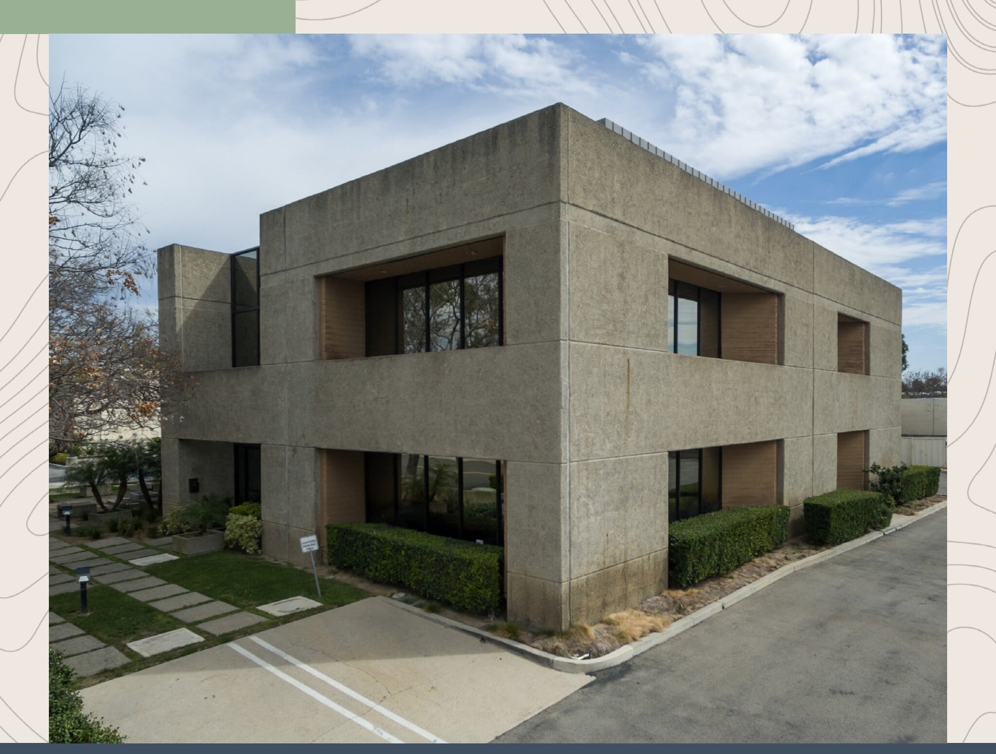 15 Marconi, Irvine, CA à louer Photo du bâtiment- Image 1 de 8