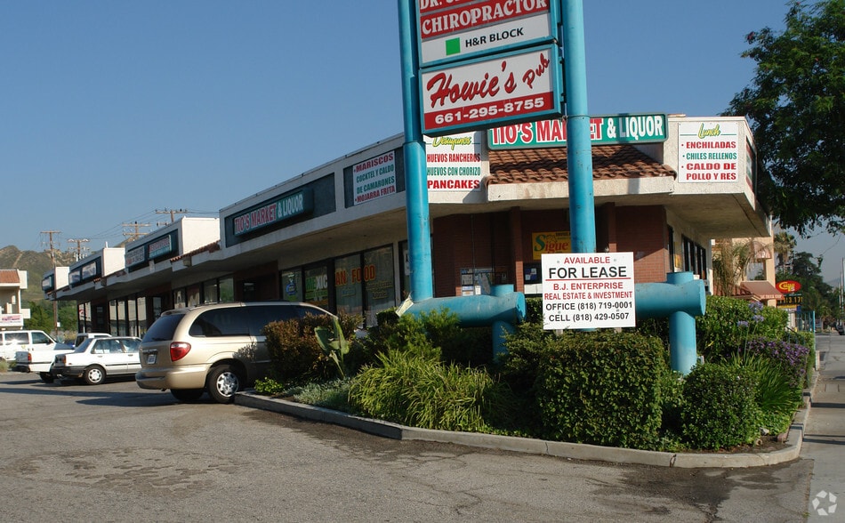 31561-31593 Castaic Rd, Castaic, CA for lease - Primary Photo - Image 3 of 3