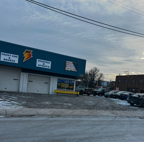 7259 W Irving Park Rd, Chicago, IL for sale - Building Photo - Image 2 of 2