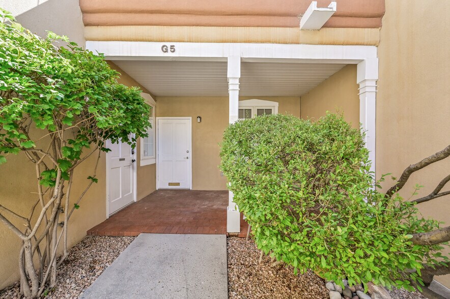 2019 Galisteo St, Santa Fe, NM à louer - Photo du bâtiment - Image 3 de 15