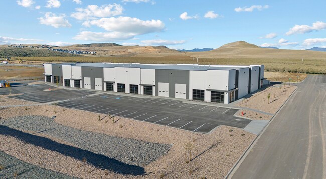Plus de détails pour 237 Summit Ridge Pkwy, Santaquin, UT - Industriel à louer