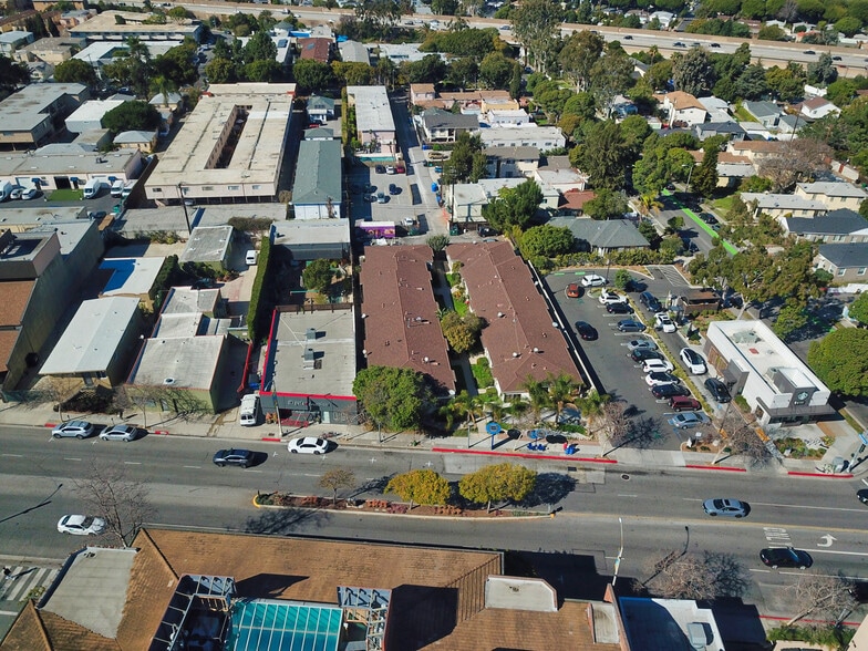 2711-2715 Pico Blvd, Santa Monica, CA for sale - Building Photo - Image 2 of 4