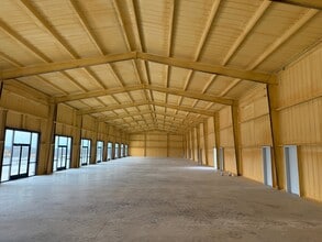 111 US Highway 380 Hwy, Decatur, TX à louer Photo intérieure- Image 1 de 2