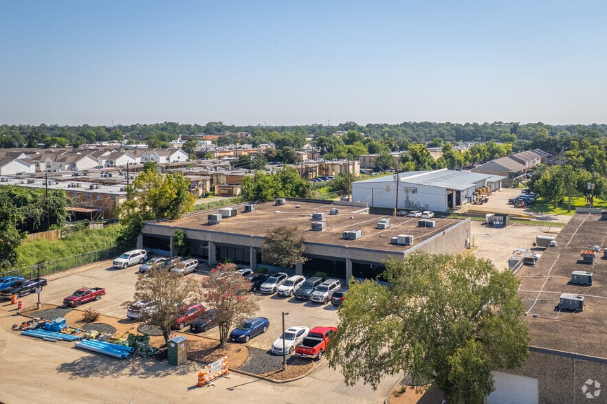 9434 Katy Fwy, Houston, TX à louer - Aérien - Image 3 de 3