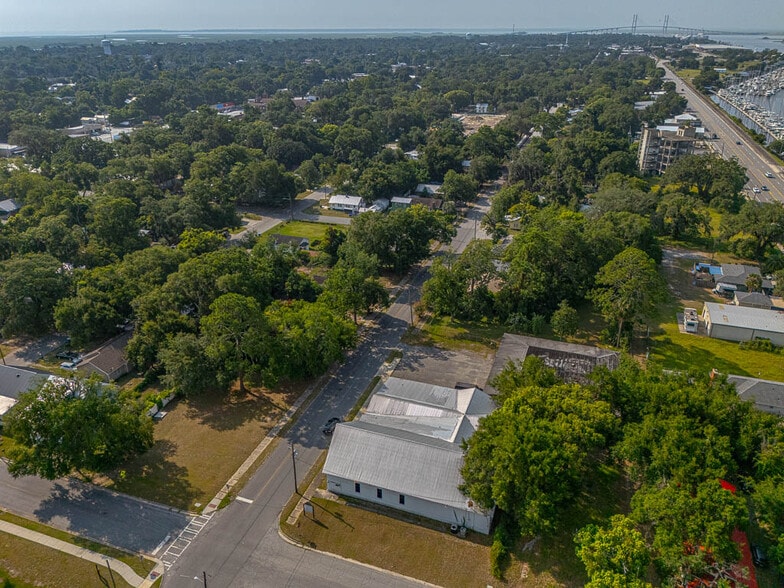 2625 Reynolds St, Brunswick, GA for sale - Primary Photo - Image 1 of 30