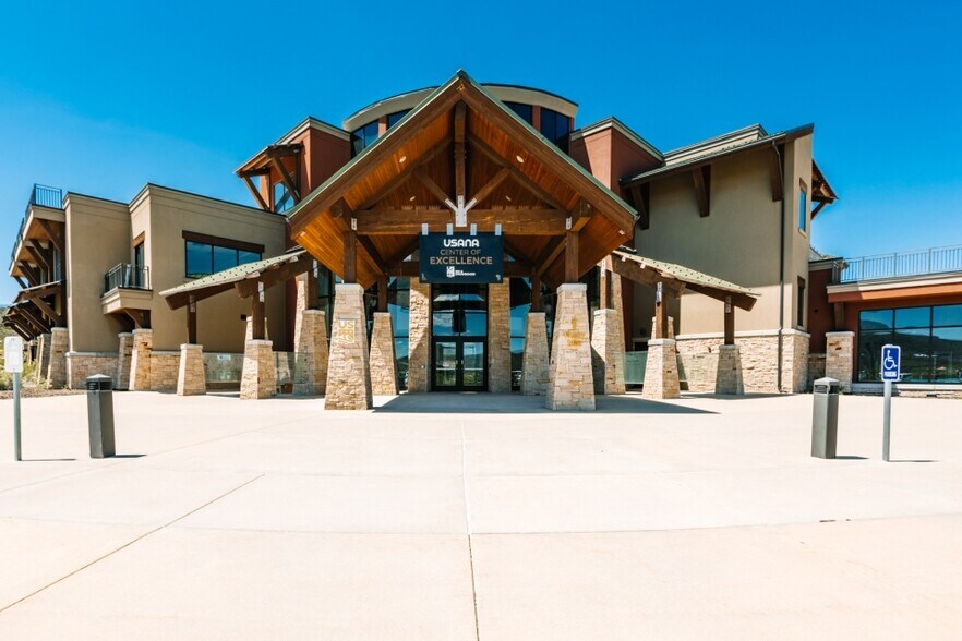 1 Victory Ln, Park City, UT à louer - Photo du bâtiment - Image 3 de 16