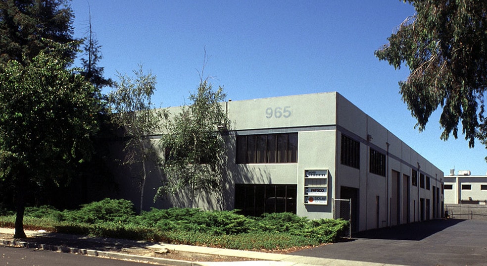 965 Detroit Ave, Concord, CA for lease - Building Photo - Image 2 of 3